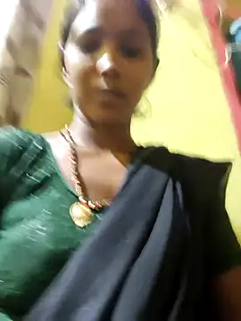 Snapshot of Fasfas2 chatting on October 21, 2025, 3:33 pm Fasfas2 online show from October 21, 2025, 3:33 pm