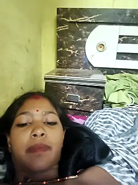 Snapshot of Fasfas2 chatting on October 19, 2025, 2:03 am Fasfas2 online show from October 19, 2025, 2:03 am