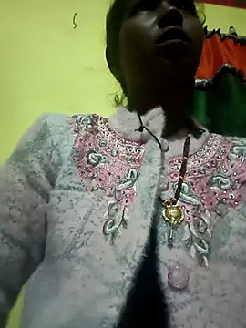 Snapshot of Fasfas2 chatting on November 27, 2025, 1:28 am Fasfas2 online show from November 27, 2025, 1:28 am