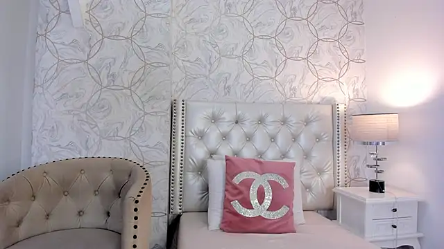 amara rousse online show from December 5, 2025, 11:31 am