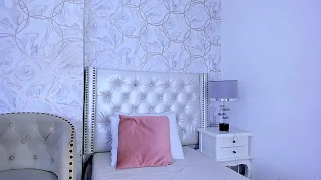 amara rousse online show from December 2, 2025, 11:23 am