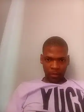 khalazinike online show from November 16, 2025, 10:42 am