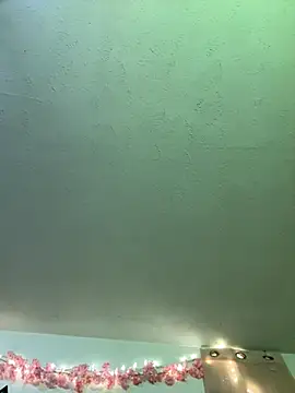 LunaNova999 online show from September 23, 2025, 4:19 am