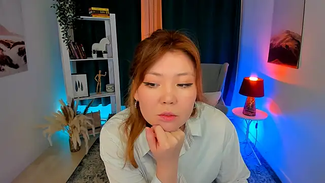 Snapshot of nazu_chan chatting on September 24, 2025, 11:39 am nazu chan online show from September 24, 2025, 11:39 am