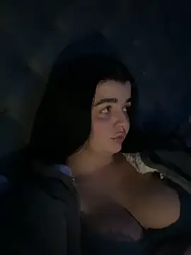 Snapshot of PrettyPaigeBabe chatting on November 18, 2025, 7:00 am PrettyPaigeBabe online show from November 18, 2025, 7:00 am