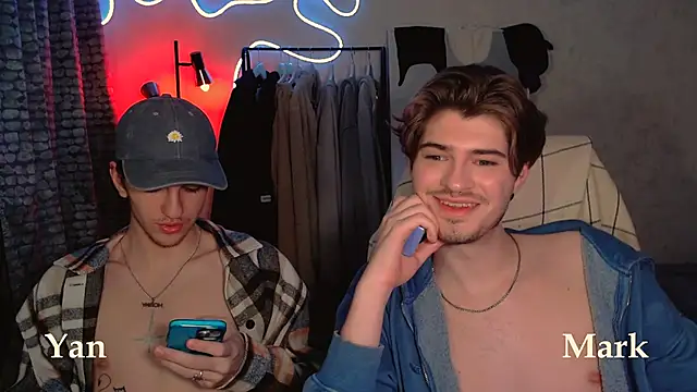 itsyanbb online show from October 24, 2025, 3:44 pm