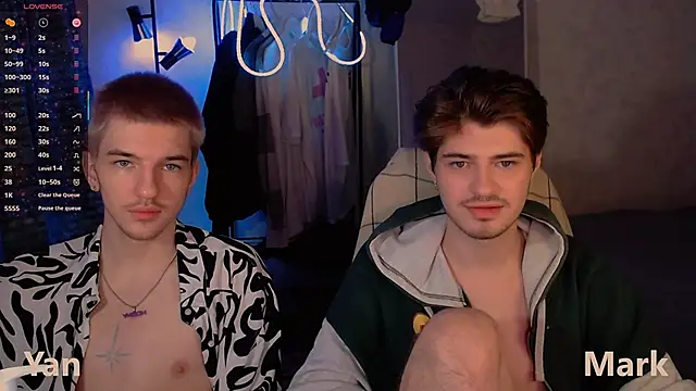 itsyanbb online show from December 17, 2025, 4:06 am