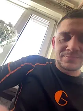 Snapshot of BogdanNegoda chatting on February 1, 2026, 12:14 pm BogdanNegoda online show from February 1, 2026, 12:14 pm