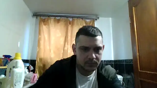 Snapshot of BogdanNegoda chatting on May 3, 2026, 4:43 pm BogdanNegoda online show from May 3, 2026, 4:43 pm