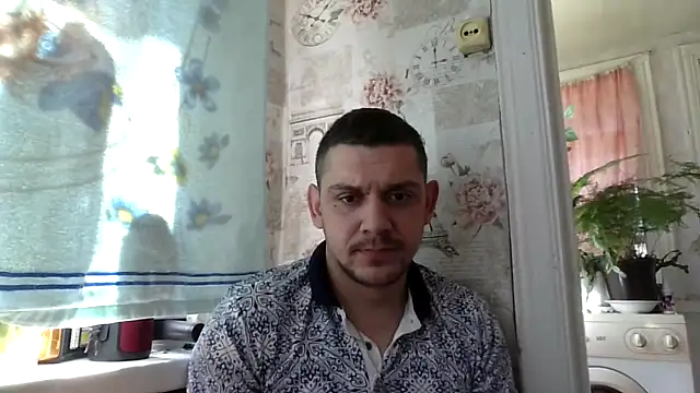 Snapshot of BogdanNegoda chatting on May 5, 2026, 8:06 am BogdanNegoda online show from May 5, 2026, 8:06 am