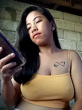 Yapsyxx online show from November 28, 2025, 12:00 am