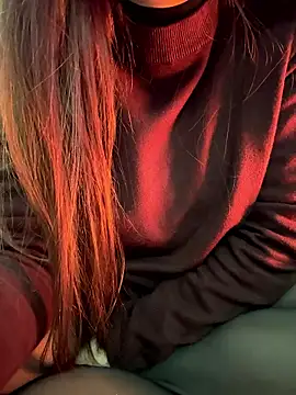 Snapshot of ThuPhuong-Tr chatting on January 8, 2026, 10:21 am ThuPhuong-Tr online show from January 8, 2026, 10:21 am