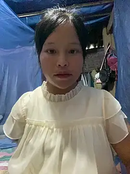 O o UwU o O online show from October 18, 2025, 8:27 am