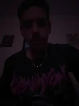latinosatiro94 online show from March 31, 2026, 6:04 am