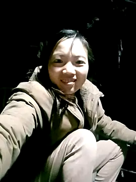 ngan-cute online show from November 30, 2025, 11:27 pm