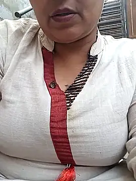 Snapshot of angel_ridhi chatting on November 28, 2025, 8:03 am angel ridhi online show from November 28, 2025, 8:03 am