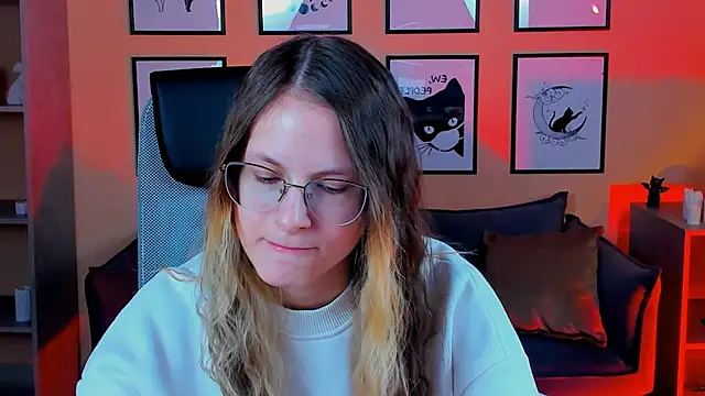 Carrie Rose online show from October 15, 2025, 4:11 am