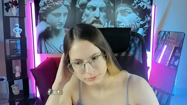 Carrie Rose online show from November 13, 2025, 3:10 am