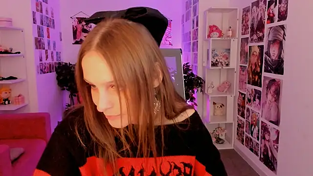 JenniferKiim online show from September 27, 2025, 5:35 am