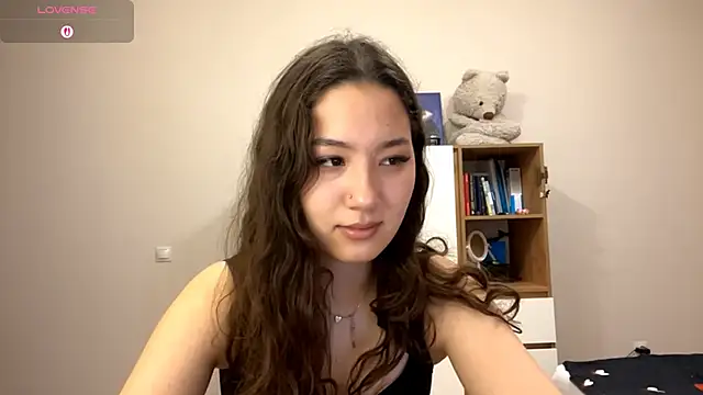 Sakuravice online show from November 9, 2025, 12:09 pm