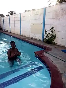 CuteDarkChoc online show from October 14, 2025, 2:50 pm