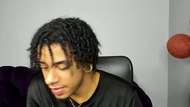 Snapshot of Biker_Seb chatting on September 12, 2025, 2:17 pm Biker Seb online show from September 12, 2025, 2:17 pm