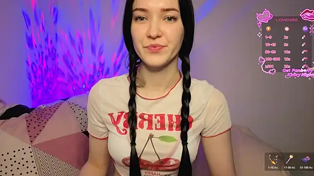 Veliora online show from December 21, 2025, 5:36 pm