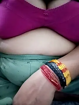 Snapshot of Rakhi_sawant143 chatting on October 7, 2025, 4:52 pm Rakhi sawant143 online show from October 7, 2025, 4:52 pm