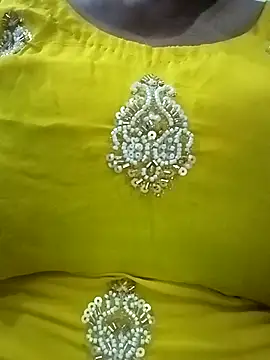 Snapshot of Rakhi_sawant143 chatting on September 28, 2025, 2:57 pm Rakhi sawant143 online show from September 28, 2025, 2:57 pm