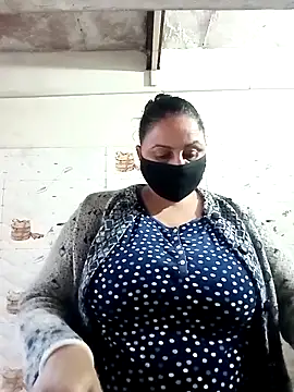 Snapshot of Rakhi_sawant143 chatting on December 22, 2025, 2:33 am Rakhi sawant143 online show from December 22, 2025, 2:33 am