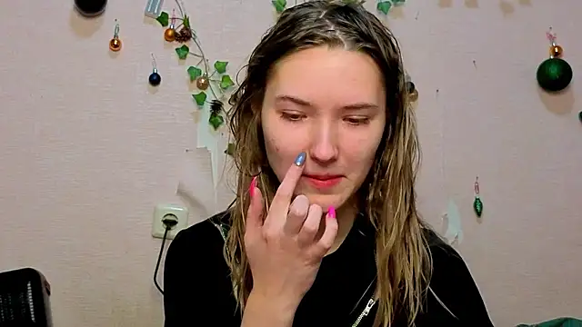  kikiclark   online show from February 6, 2026, 8:49 pm