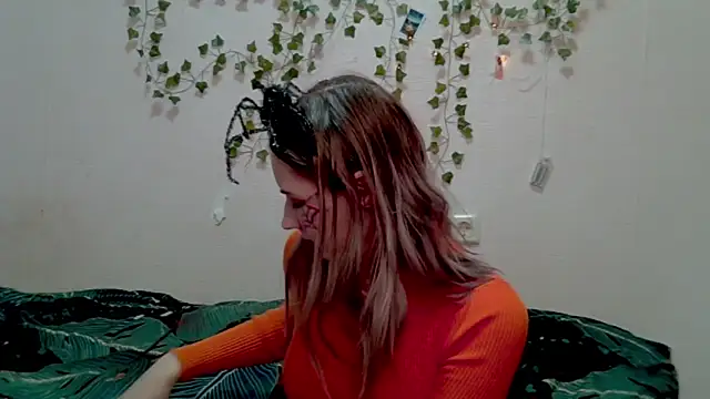 Snapshot of _kikiclark__ chatting on October 31, 2025, 7:32 pm kikiclark online show from October 31, 2025, 7:32 pm