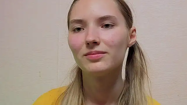  kikiclark   online show from July 4, 2026, 7:18 pm