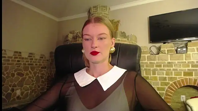 Snapshot of MysticVenus_ chatting on September 11, 2025, 7:30 am MysticVenus online show from September 11, 2025, 7:30 am