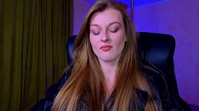 MysticVenus  online show from February 23, 2026, 3:56 pm