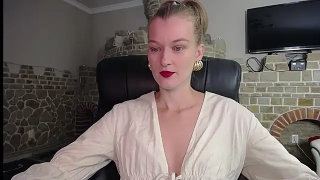 Snapshot of MysticVenus_ chatting on September 24, 2025, 6:42 am MysticVenus online show from September 24, 2025, 6:42 am