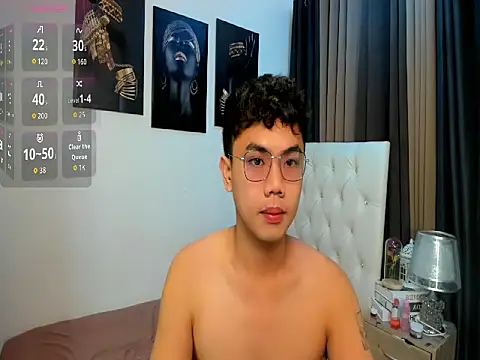 mightyhotcock online show from October 9, 2025, 5:57 pm