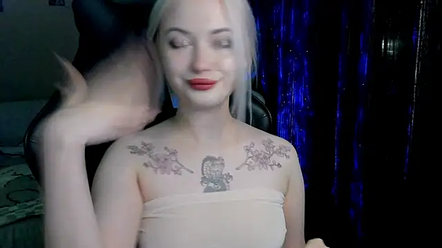 Snapshot of velunnight chatting on September 24, 2025, 5:19 pm velunnight online show from September 24, 2025, 5:19 pm