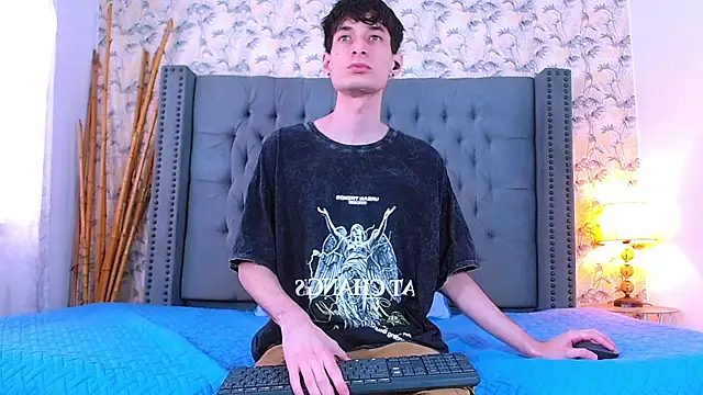 Luke Carter online show from November 20, 2025, 1:01 pm