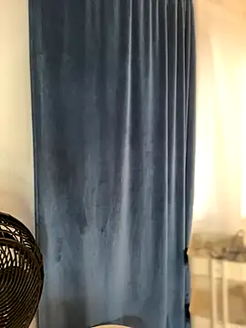 Snapshot of SweetieSinXXX chatting on October 1, 2025, 10:13 pm SweetieSinXXX online show from October 1, 2025, 10:13 pm