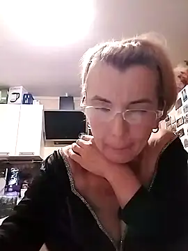 Snapshot of VasylynaLove421 chatting on September 9, 2025, 5:44 pm VasylynaLove421 online show from September 9, 2025, 5:44 pm