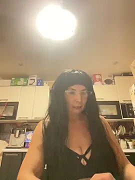 Snapshot of VasylynaLove421 chatting on September 18, 2025, 7:17 pm VasylynaLove421 online show from September 18, 2025, 7:17 pm