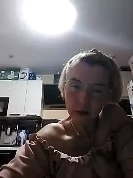 Snapshot of VasylynaLove421 chatting on September 21, 2025, 7:30 pm VasylynaLove421 online show from September 21, 2025, 7:30 pm