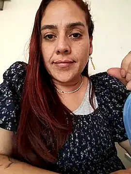 denissebombon online show from February 17, 2026, 9:45 pm