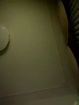 MrScrr online show from October 1, 2025, 10:24 pm