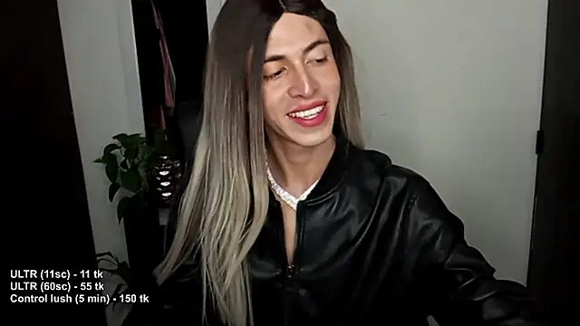 Snapshot of Andy_Roses chatting on January 6, 2026, 7:23 am Andy Roses online show from January 6, 2026, 7:23 am