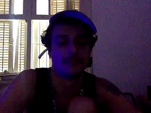Snapshot of chrisalmeid_ chatting on April 8, 2026, 5:25 pm chrisalmeid online show from April 8, 2026, 5:25 pm