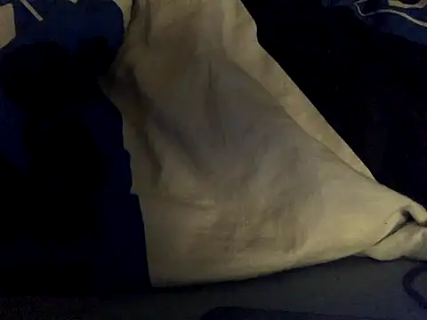 Snapshot of GeilerHSVFAN1989 chatting on October 22, 2025, 5:40 am GeilerHSVFAN1989 online show from October 22, 2025, 5:40 am