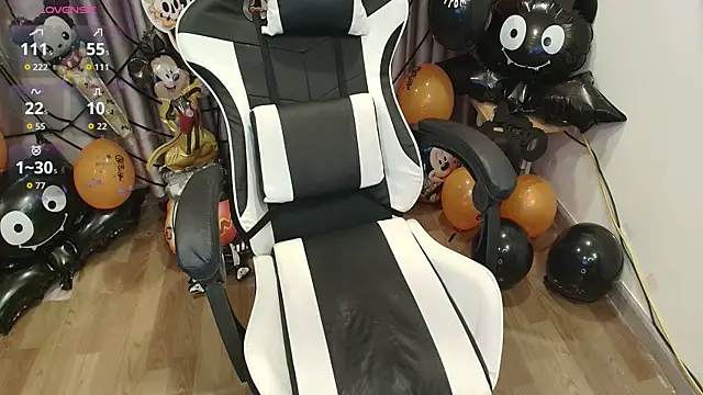 Bae Gigii online show from October 28, 2025, 2:12 am