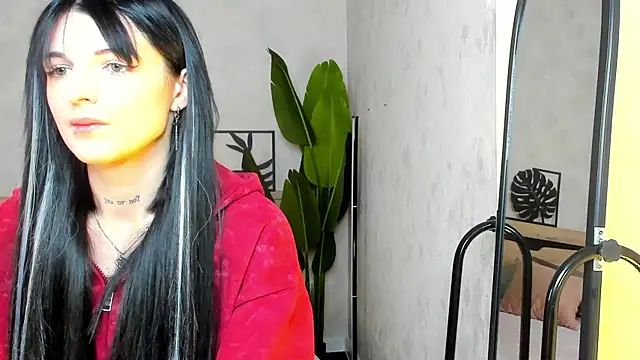 Snapshot of Lynn_Martin chatting on May 3, 2026, 1:00 am Lynn Martin online show from May 3, 2026, 1:00 am